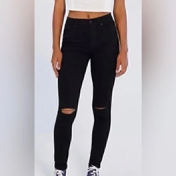 BDG Twig Ripped High-Waisted Skinny Jean - Black Size 25 New with Tag - Picture 3 of 16